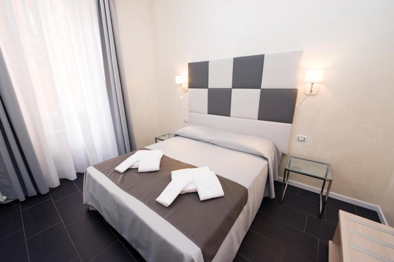 Grey&White Guest house *