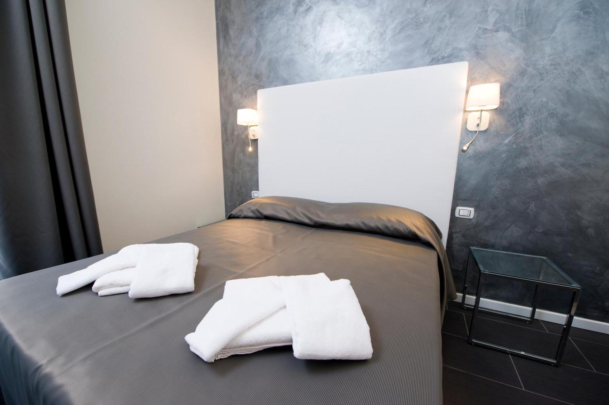 Grey&White Guest house Rome